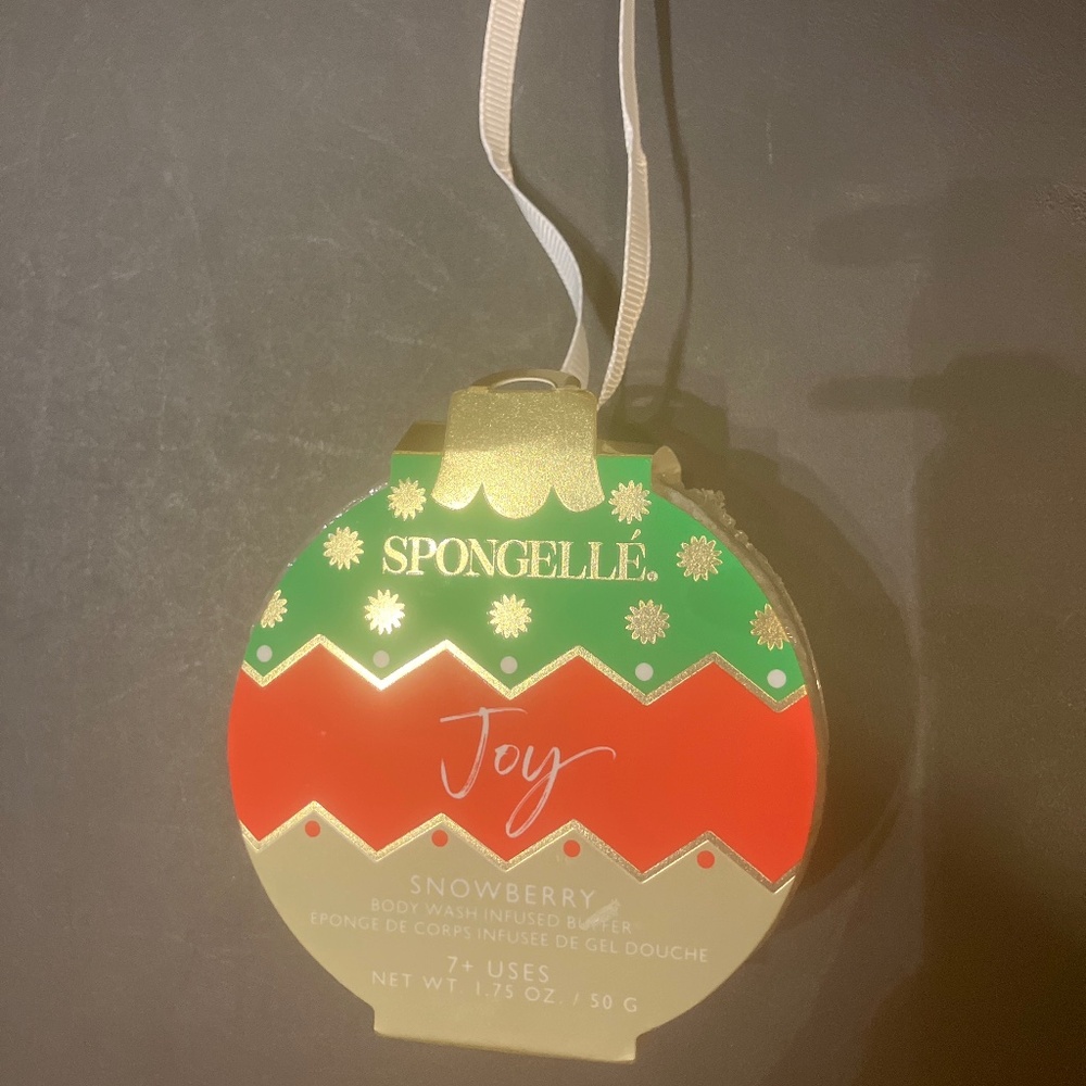 Spongelle “Snowberry” Body Wash Infused Buffer